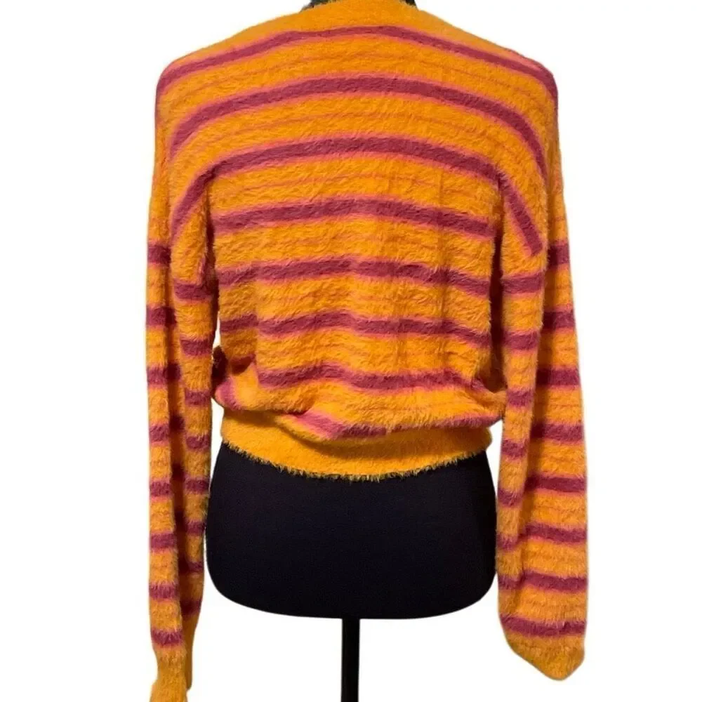 Levi’s Cat Cardigan Sweater Fuzzy Wuzzy